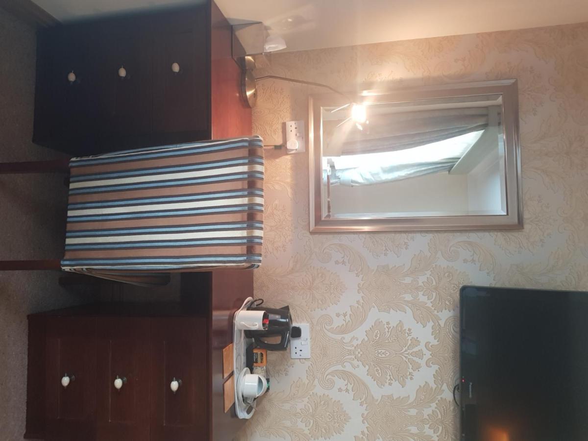 The Chetwynde Hotel Барроу-ин-Фернесс Экстерьер фото